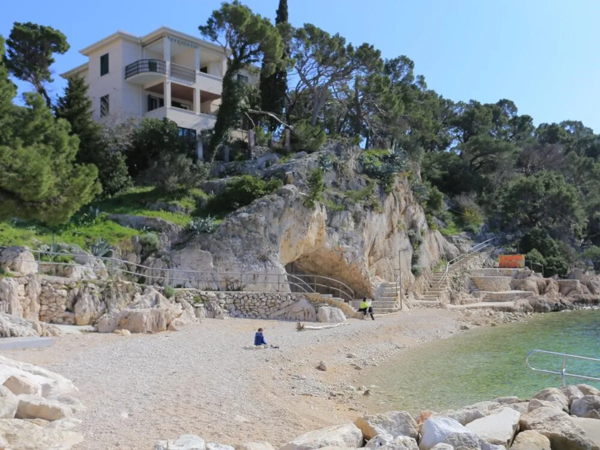 Plaža Donja Luka, Makarska