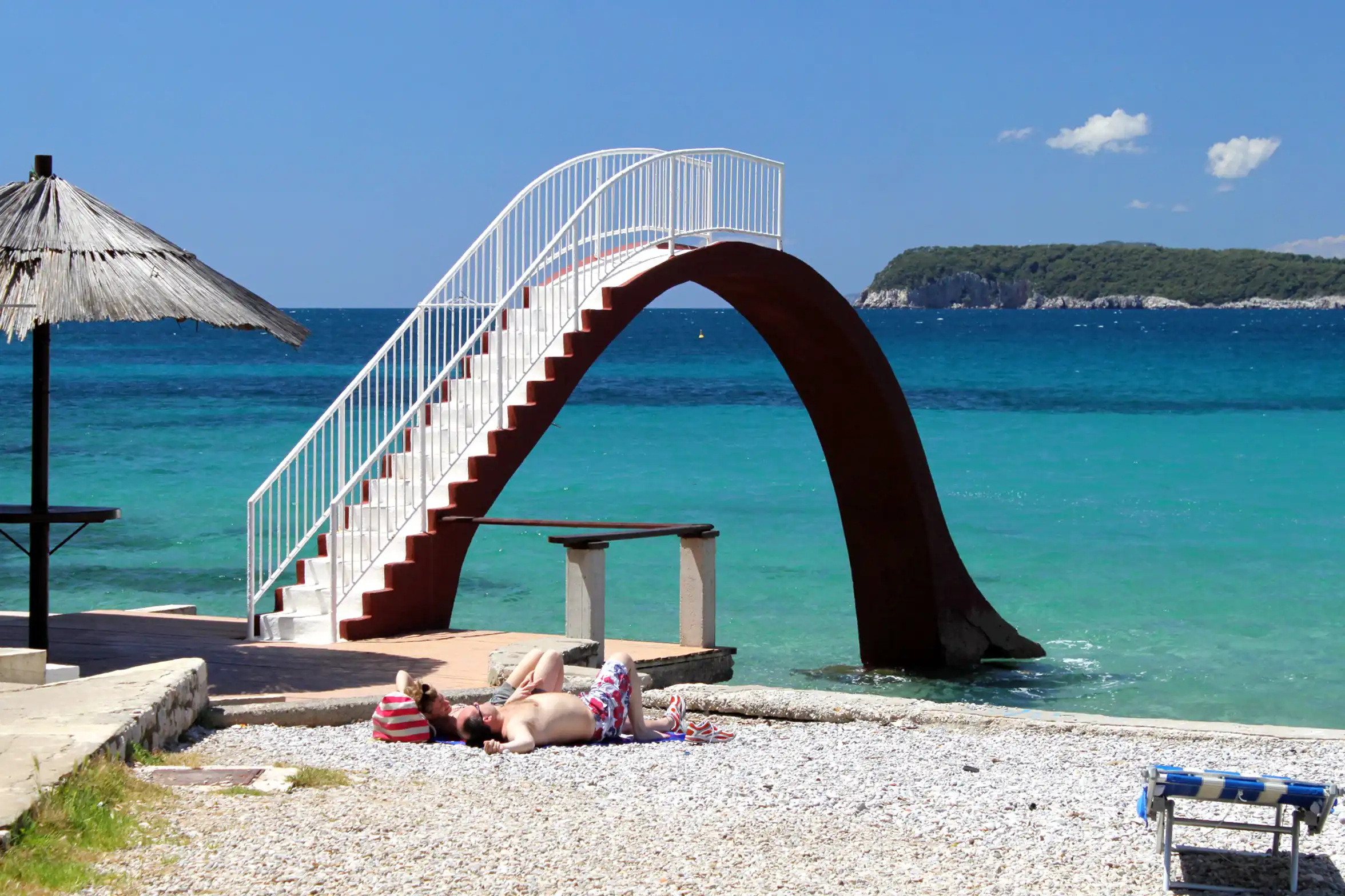 U blizini Sunset plaže