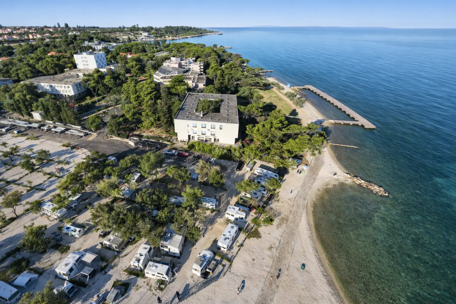 Borik Strand Zadar Falkensteiner Kroatien – familienfreundlicher Strand mit Sand und türkisblauem Wasser