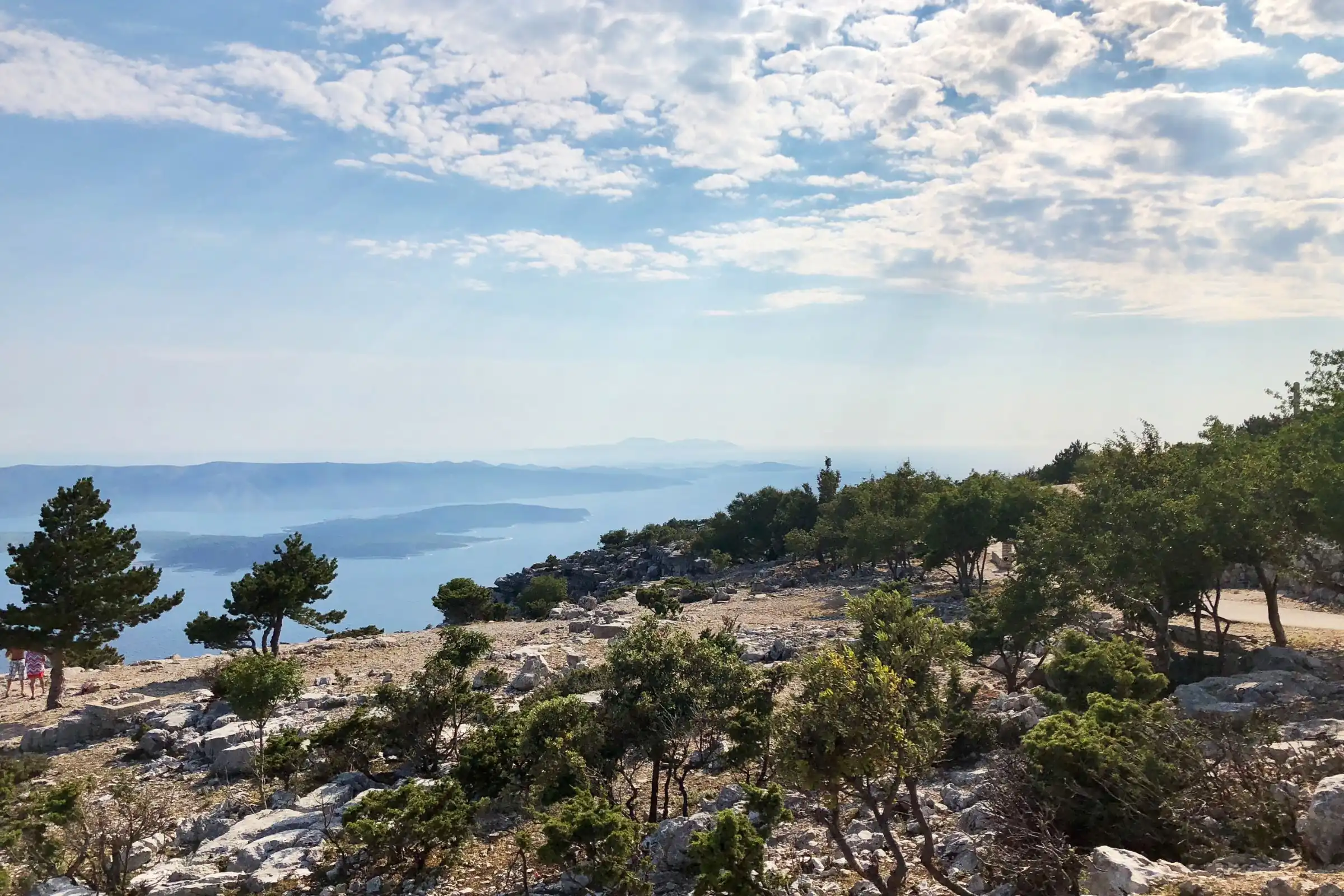 Vidova gora 778m — najviša točka jadranskih otoka s pogledom na Zlatni rat