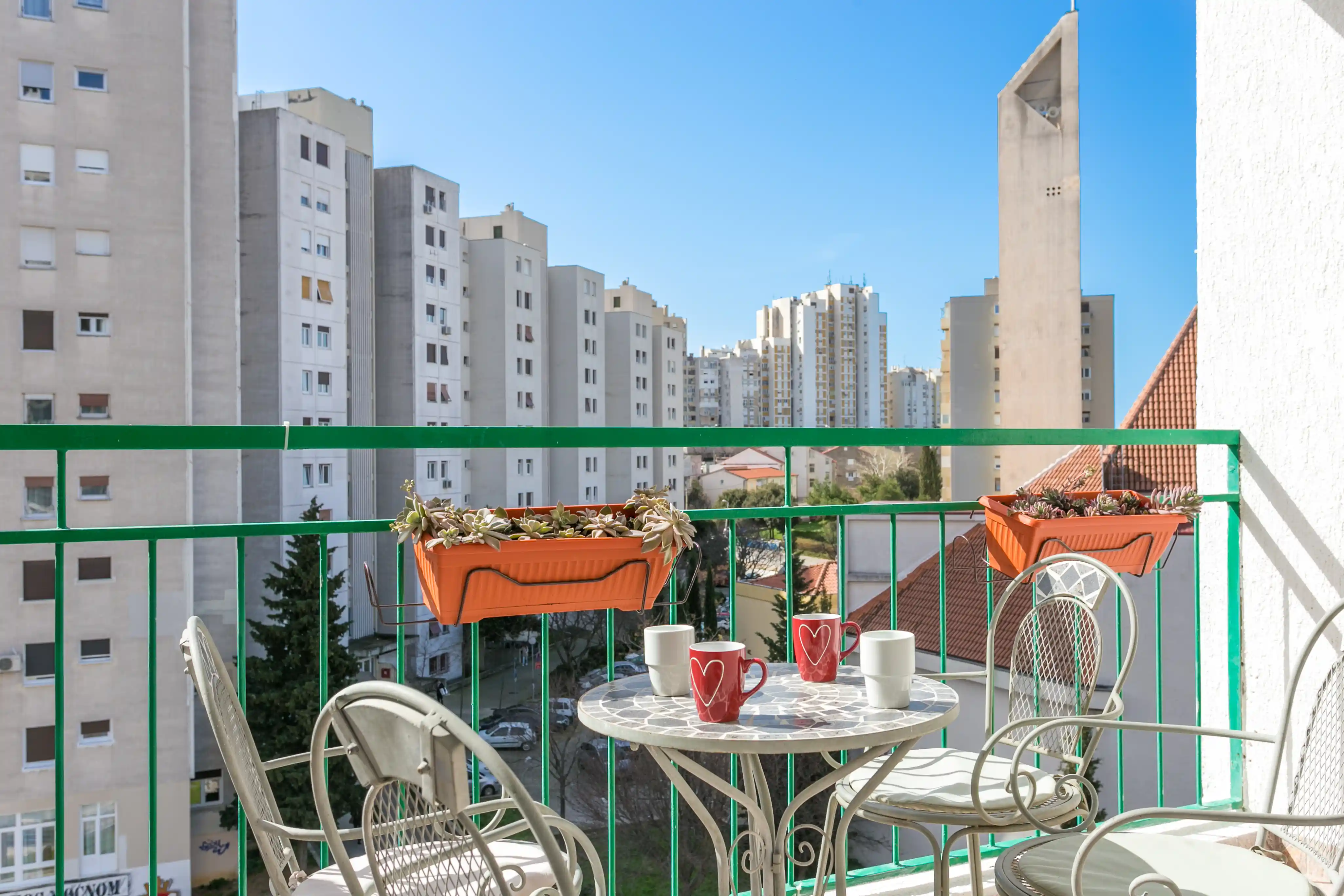 Apartmaji v Splitu za družinske počitnice blizu plaže Kašjuni
