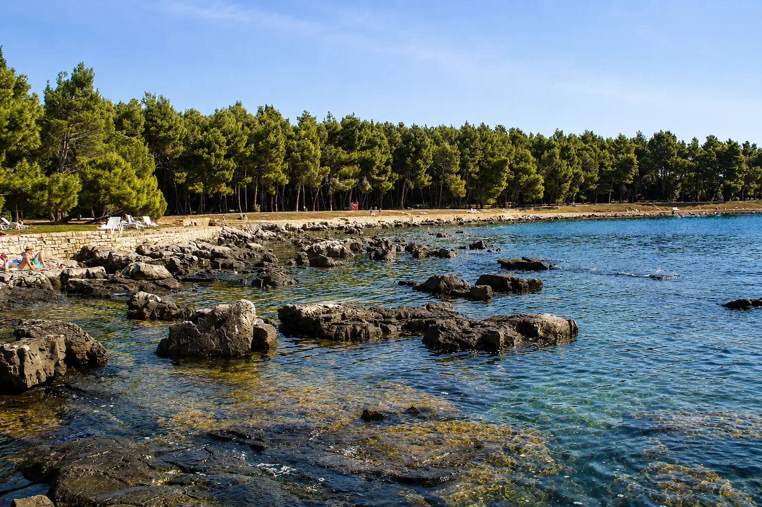 Plaža Cuvi v Rovinju