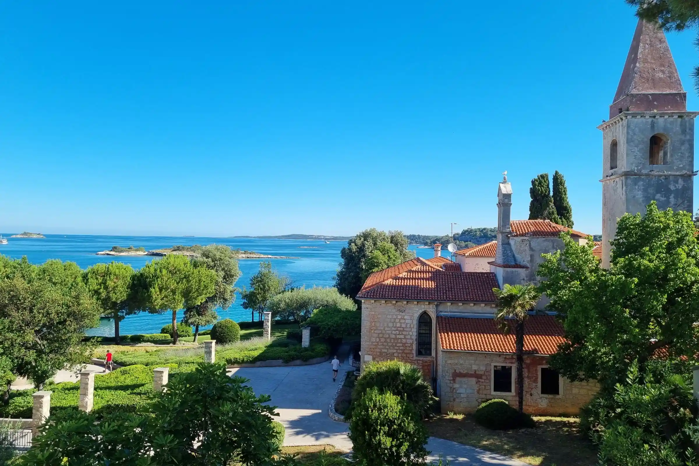 Otoka Sv. Katarina in Rdeči otok pri Rovinju